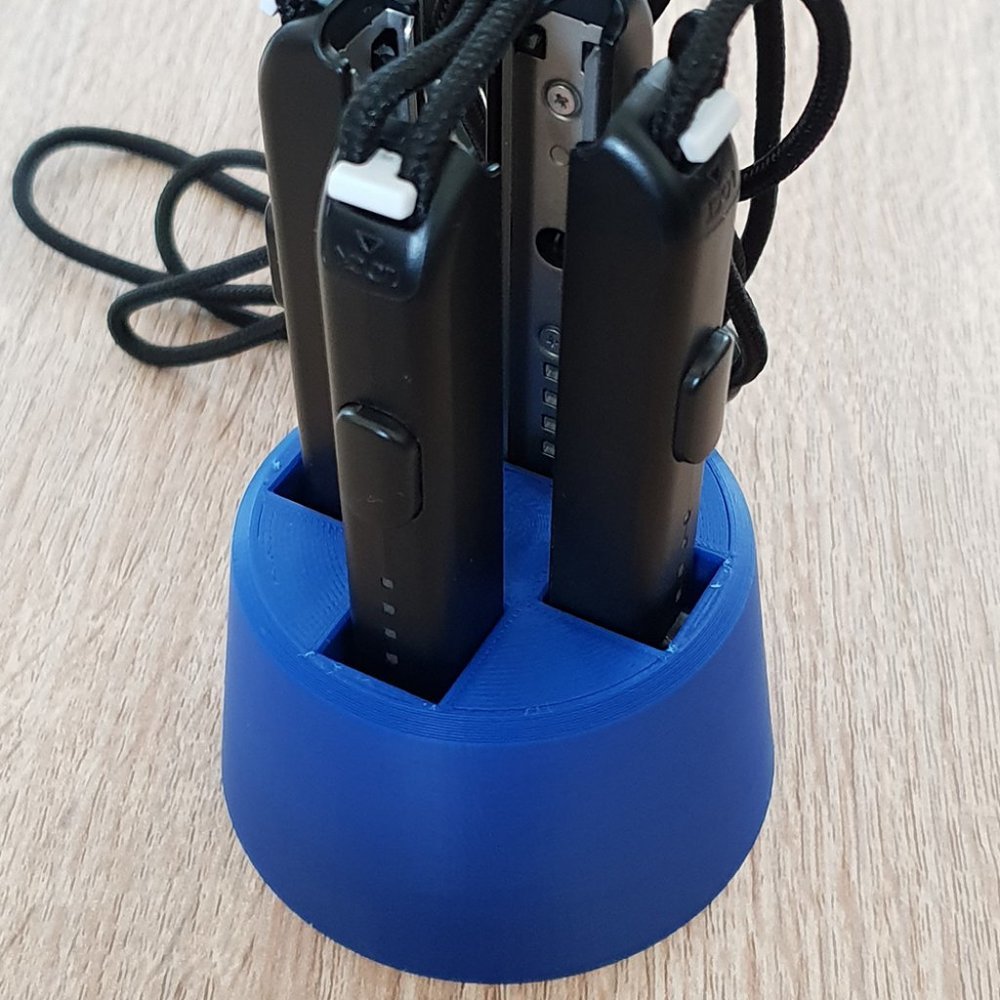 Nintendo Switch Joy-Con Strap Holder Controller Grab Organizer - Holds 4 Straps